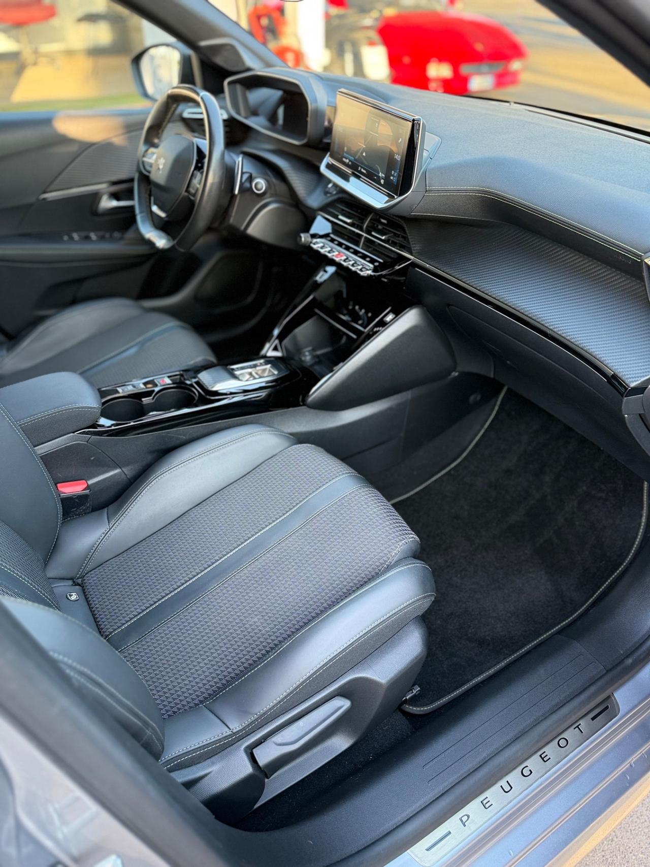 Peugeot 208 PureTech 100 Stop&Start EAT8 5 porte GT