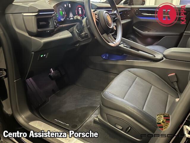 Porsche Macan EV