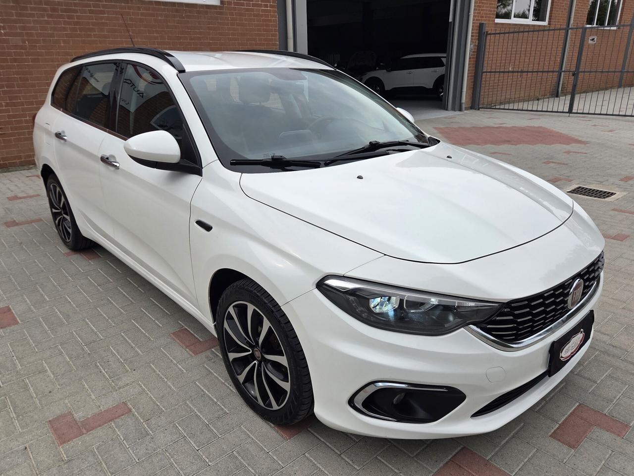 Fiat Tipo 1.6 Mjt S&S SW Lounge 120cv