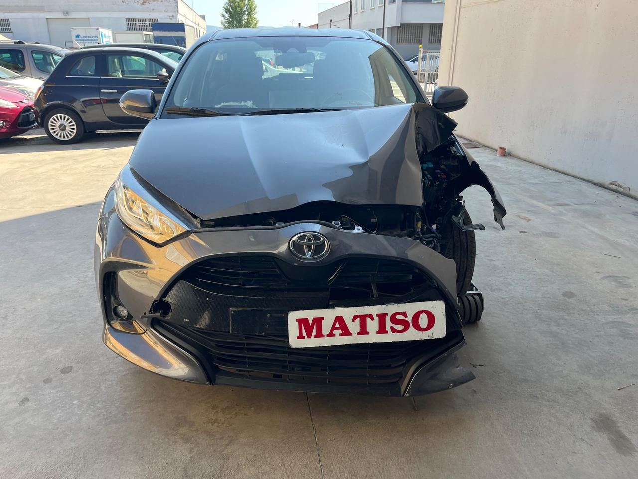 Toyota Yaris 1.0 benzina. INCIDENTATA