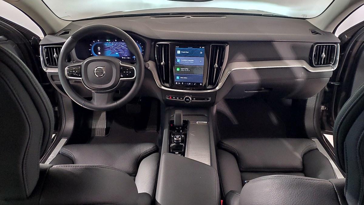 VOLVO S60 B4 Mild Hybrid Automatico Plus Dark