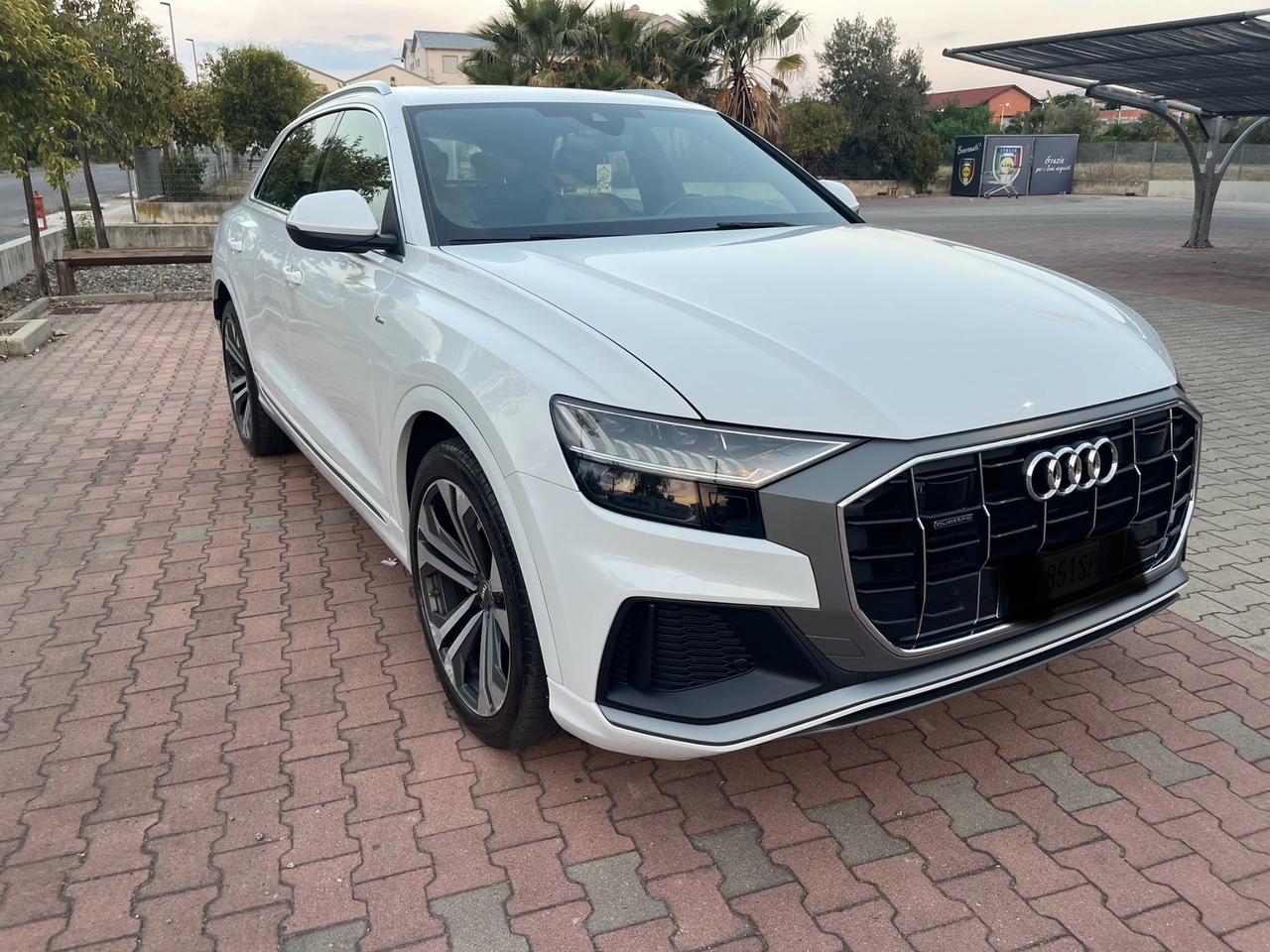 Audi Q8 50 TDI 286 CV quattro tiptronic Sport