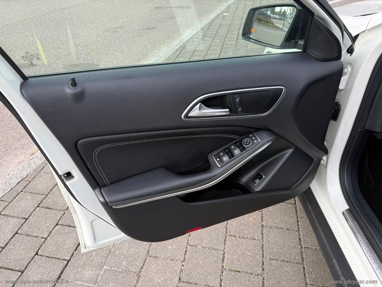 MERCEDES-BENZ GLA 220d Automatic 4Matic Sport TETTO LED PELLE