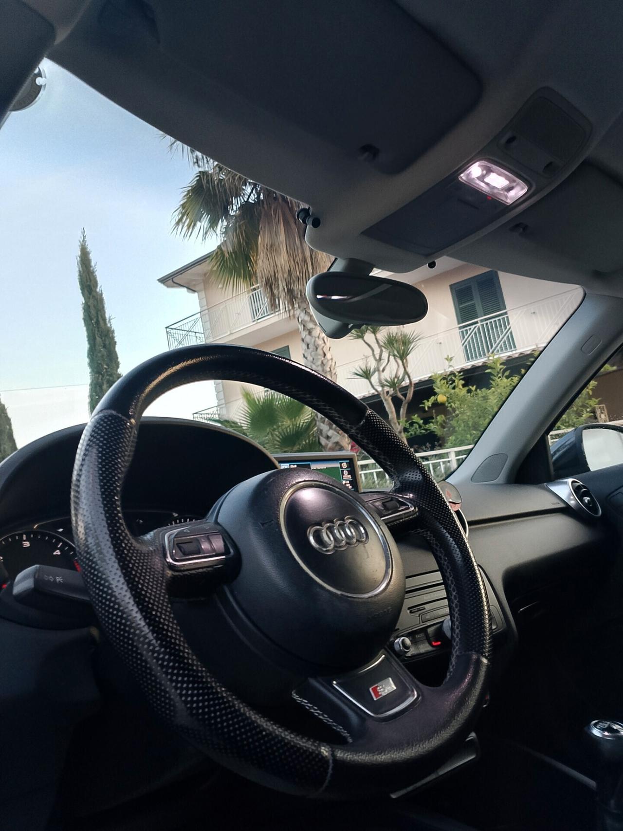 Audi A1 1.6 TDI Attraction