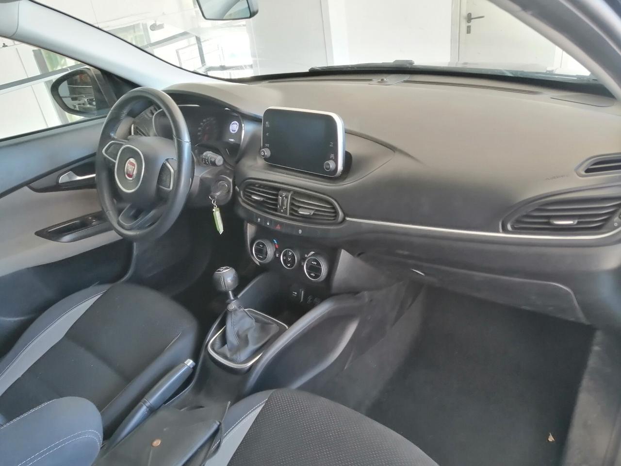 Fiat Tipo 1.6 Mjt S&S SW Lounge