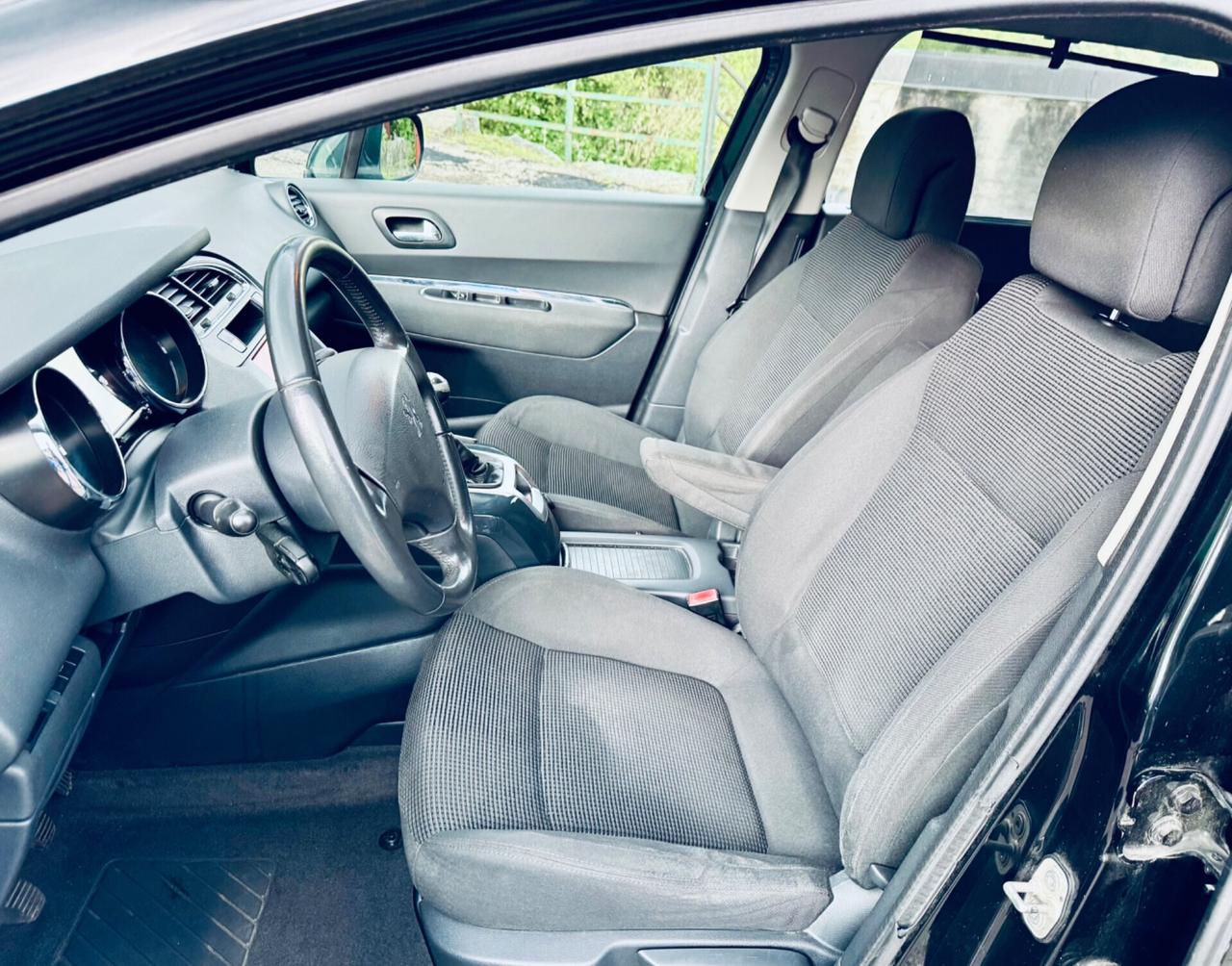 Peugeot 5008 2.0 HDi 150CV Business 7 Posti