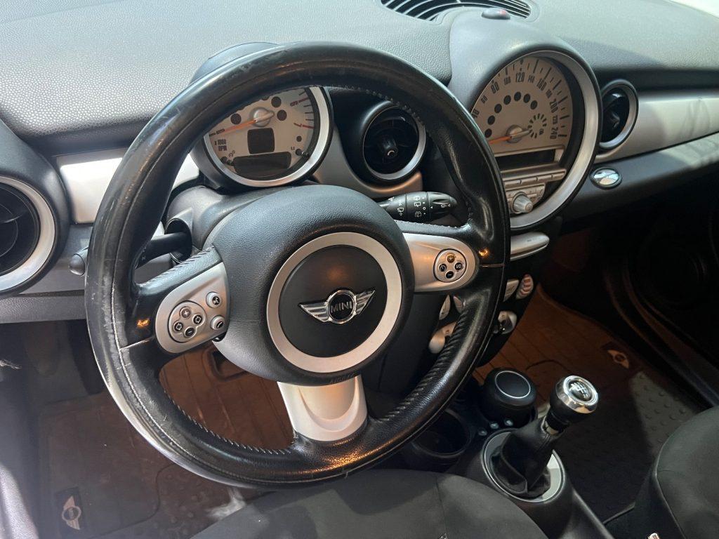 MINI Cooper D 1.6 16V