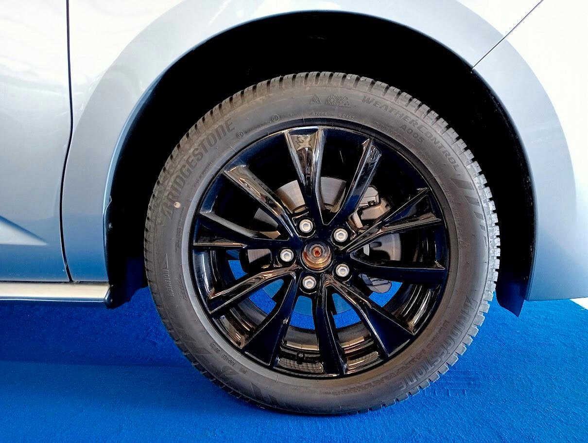 Volkswagen T7 California TOUR TDI DSG 5+5 THULE 18" GANCIO AGEVOLABILE LEGGE 104