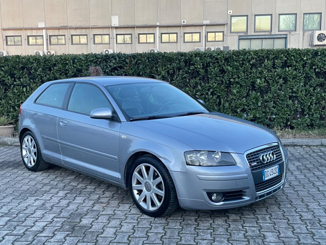 Audi A3 2.0 TDI 140CV quattro 4x4 S-Line