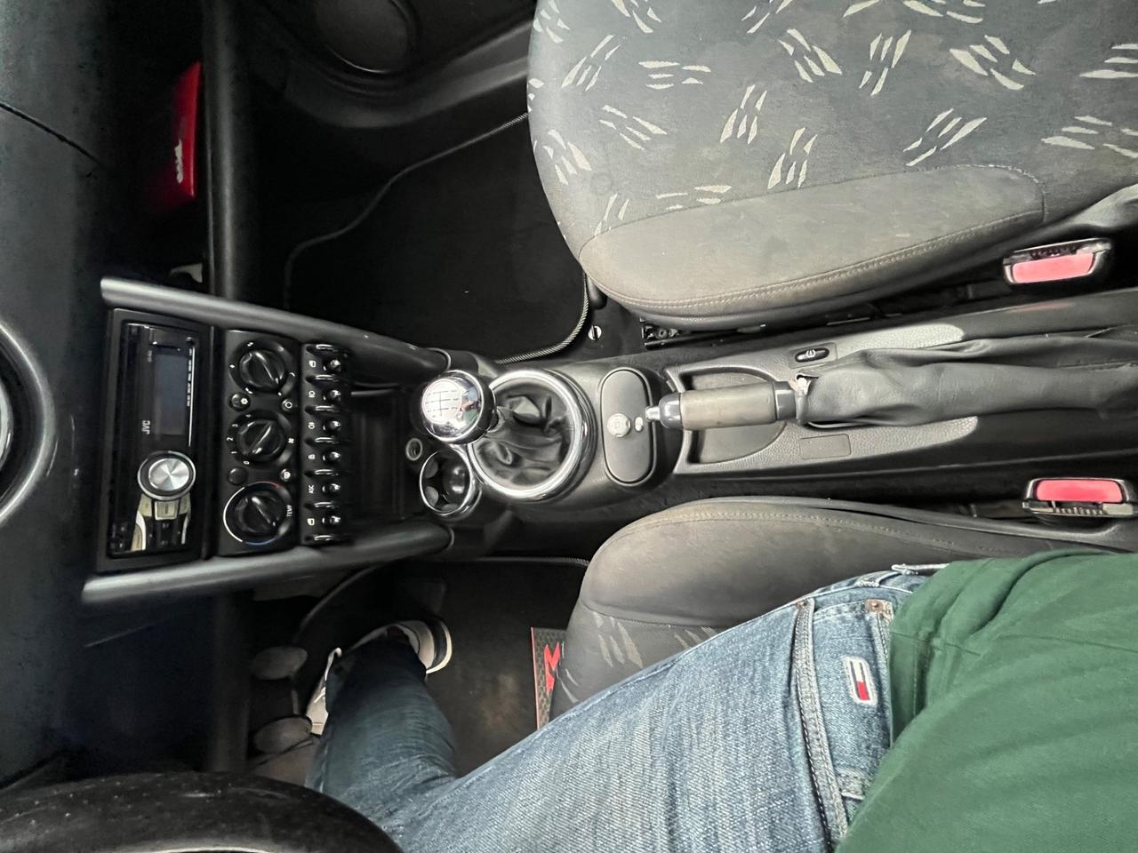 Mini 1.4 tdi One D de luxe