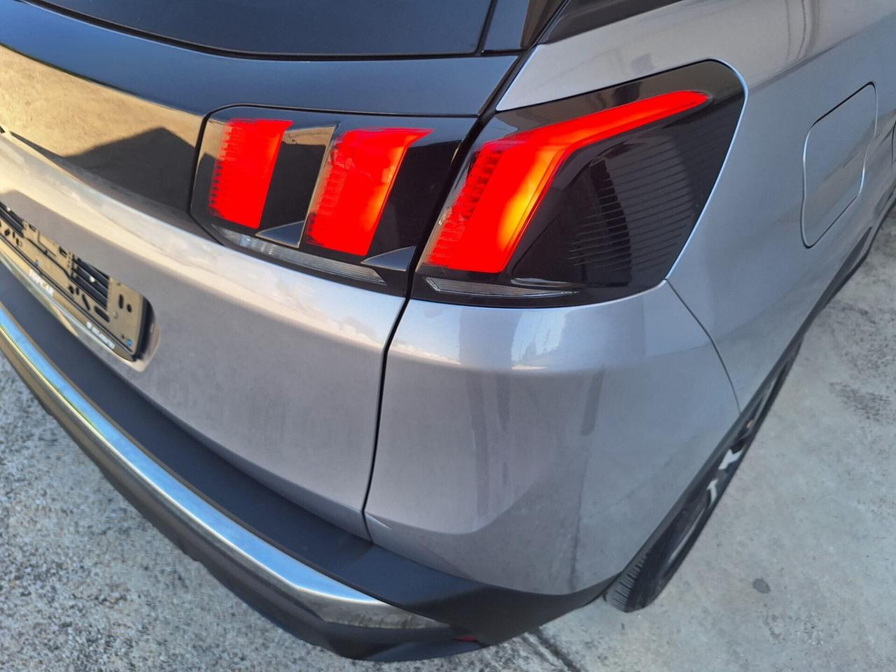 Peugeot 3008 BlueHDi 120 S&S EAT6 Allure