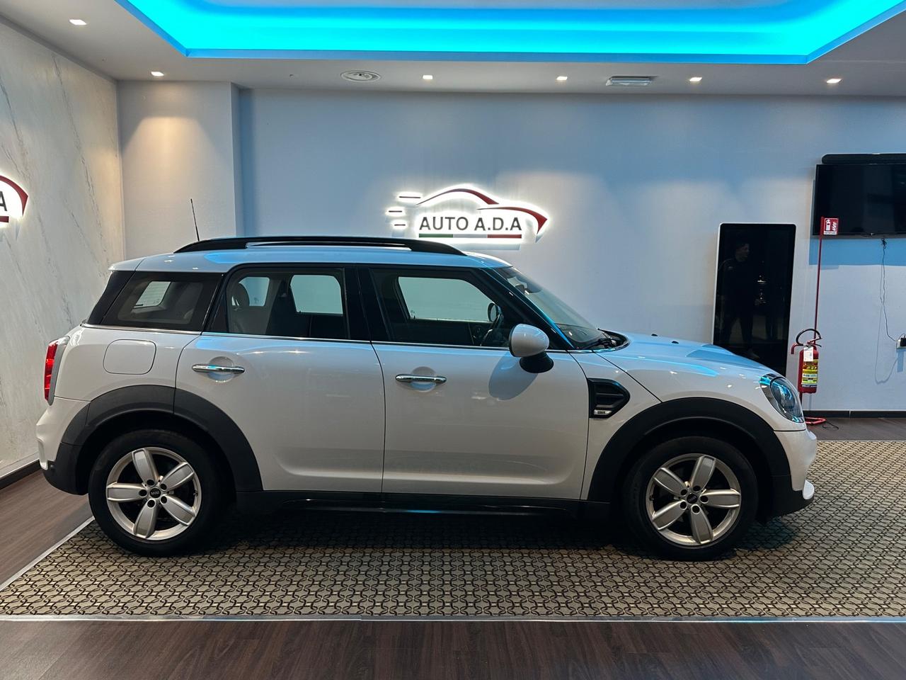 Mini Cooper D Countryman 1.5 One Hype
