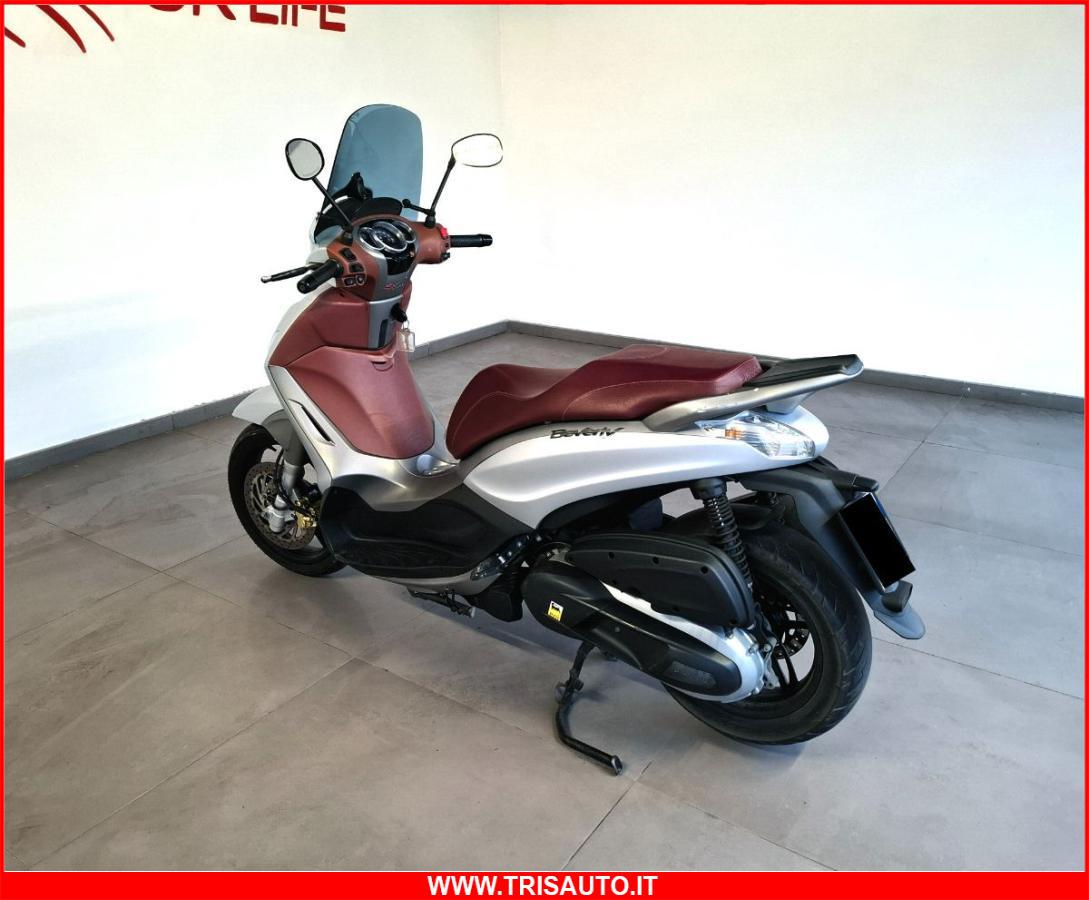 Piaggio Beverly 350 SportTouring