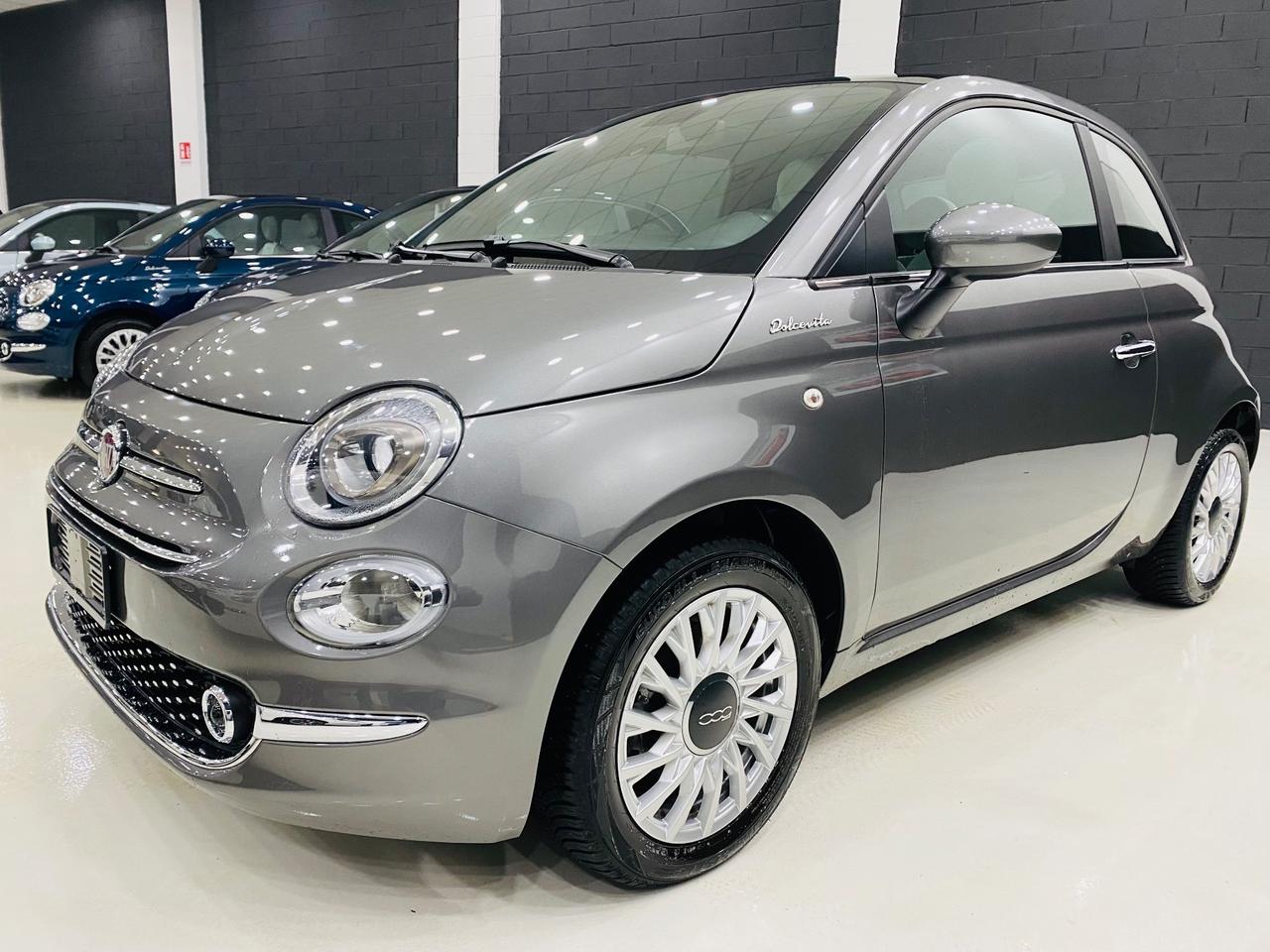 Fiat 500 1.0 hybrid Dolcevita KM7900 NAVY CARPLAY