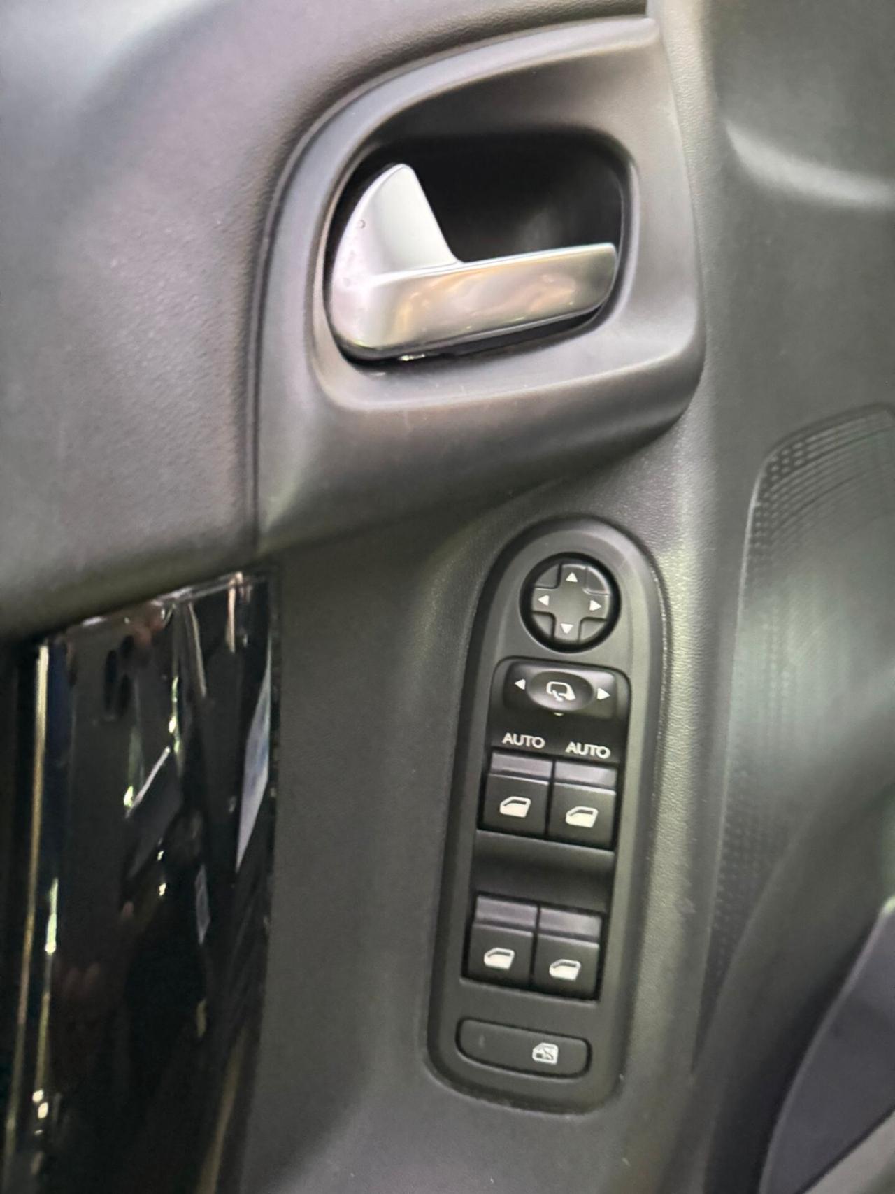 Citroen C3 PureTech 82 Exclusive TETTO PANORAMICO