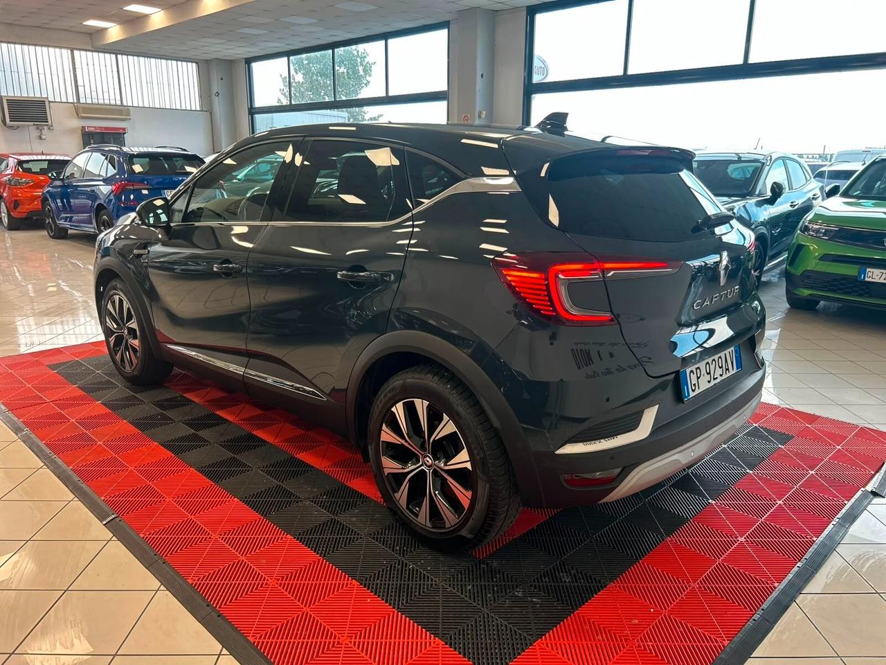 Renault Captur Full Hybrid E-Tech 145 CV Techno