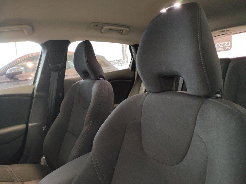 VOLVO V40 (2012-2020) - V40 D2 Geartronic Business