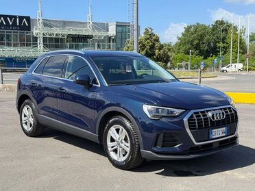 AUDI Q3 35 TDI quattro S tronic Business