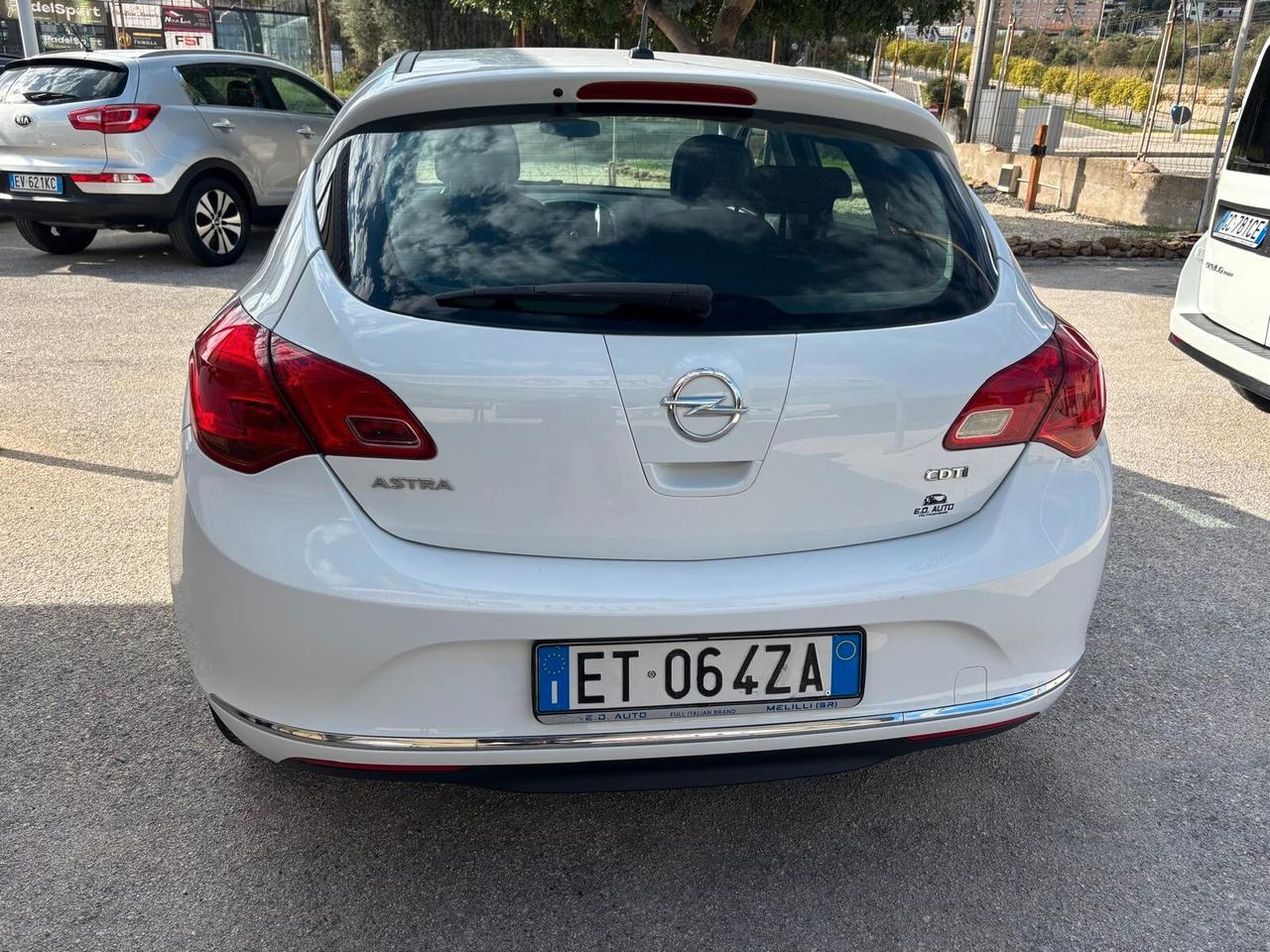Opel Astra 1.7 CDTI 110CV 4 porte Cosmo