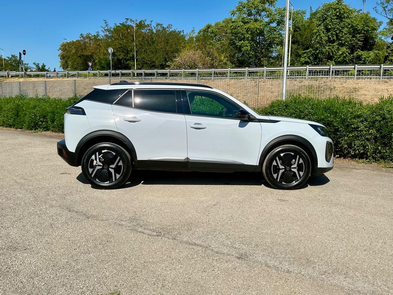 Peugeot 2008 1.2 Turbo 100 Cv Allure