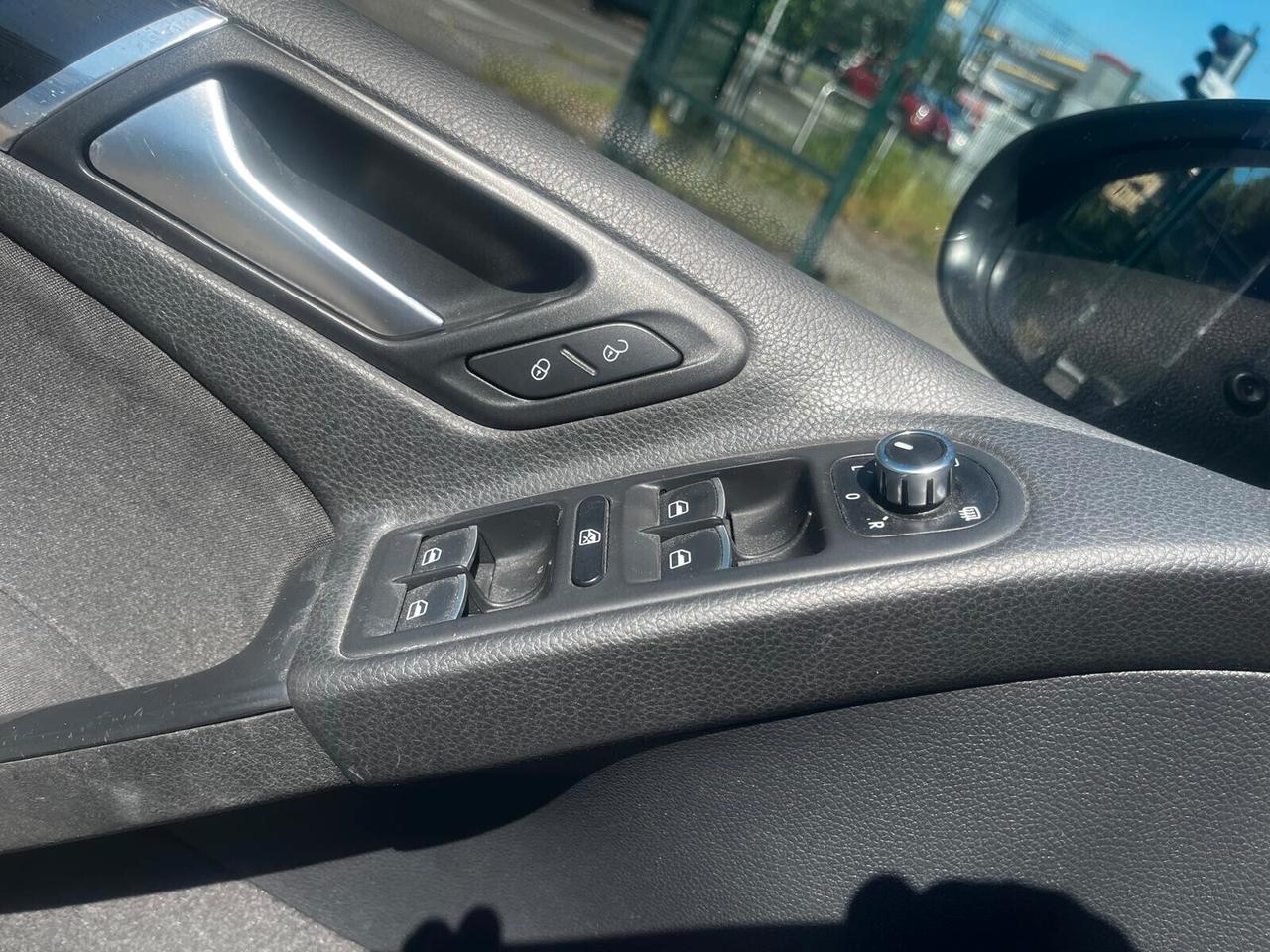 Volkswagen Golf GTI 2.0 TSI DSG 5p. - 2011
