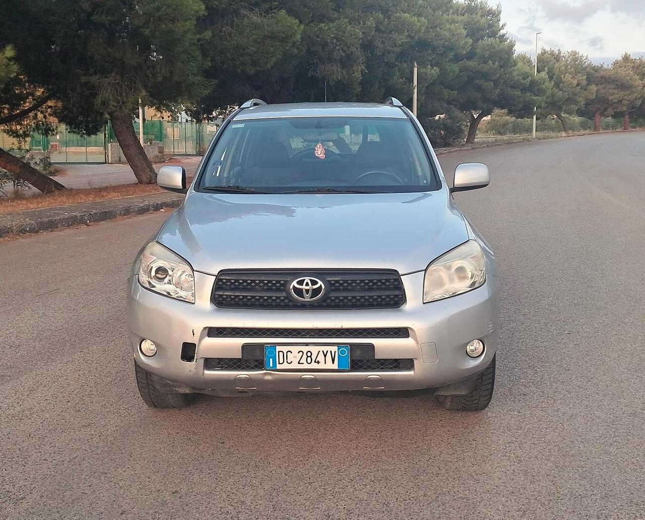 Toyota RAV 4 RAV4 2.2 D-4D 136 CV Sol
