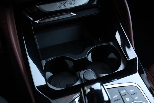 BMW X4 xDrive20d MH48V Msport