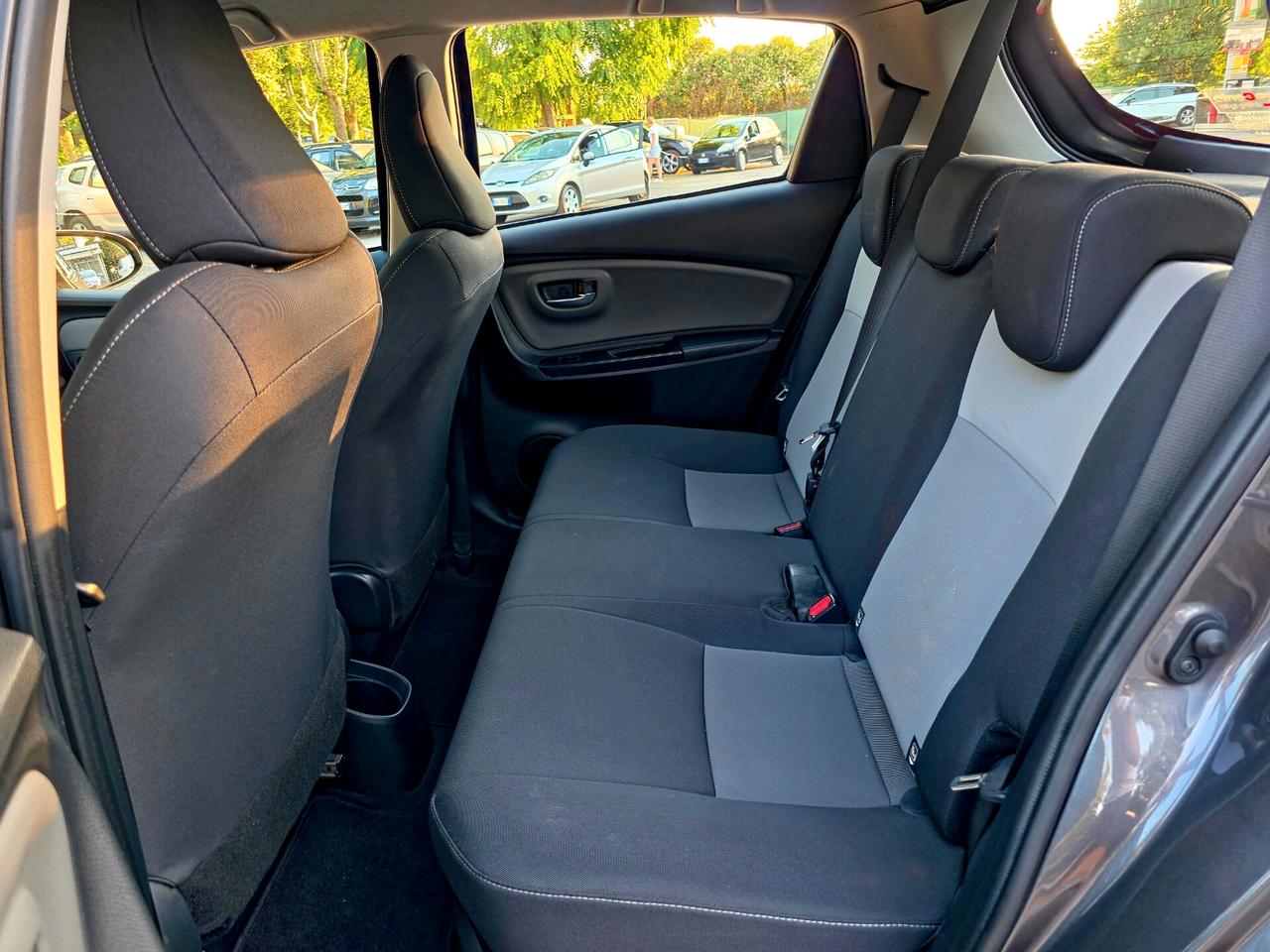 Toyota Yaris 1.5 Hybrid 5 porte Active 2018-E6 Automatico NEO