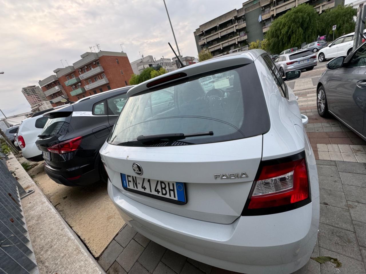 Skoda Fabia 1.4 TDI 90 CV Business FINANZIAMENTI IN SEDE