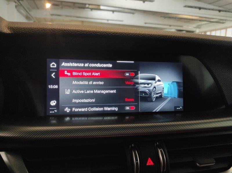 ALFA ROMEO Stelvio - Stelvio 2.0 Turbo 280 CV AT8 Q4 Veloce