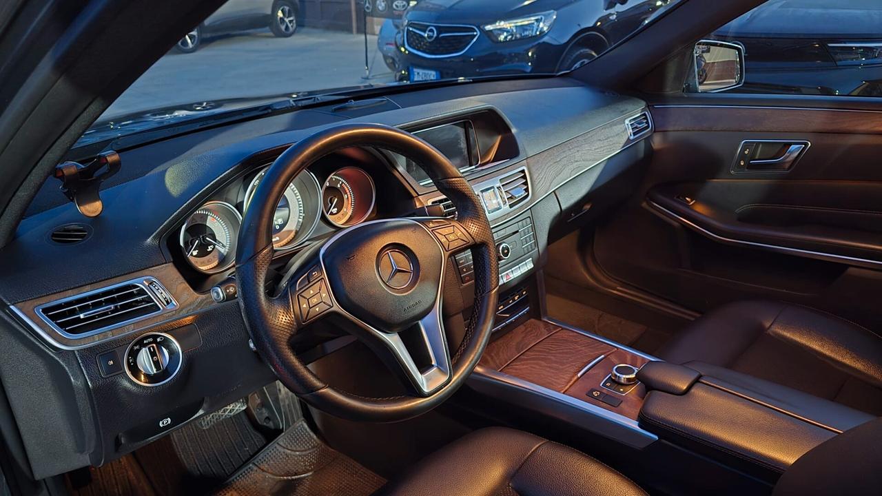 Mercedes-benz E 350 BlueTEC 4Matic Automatic Premium