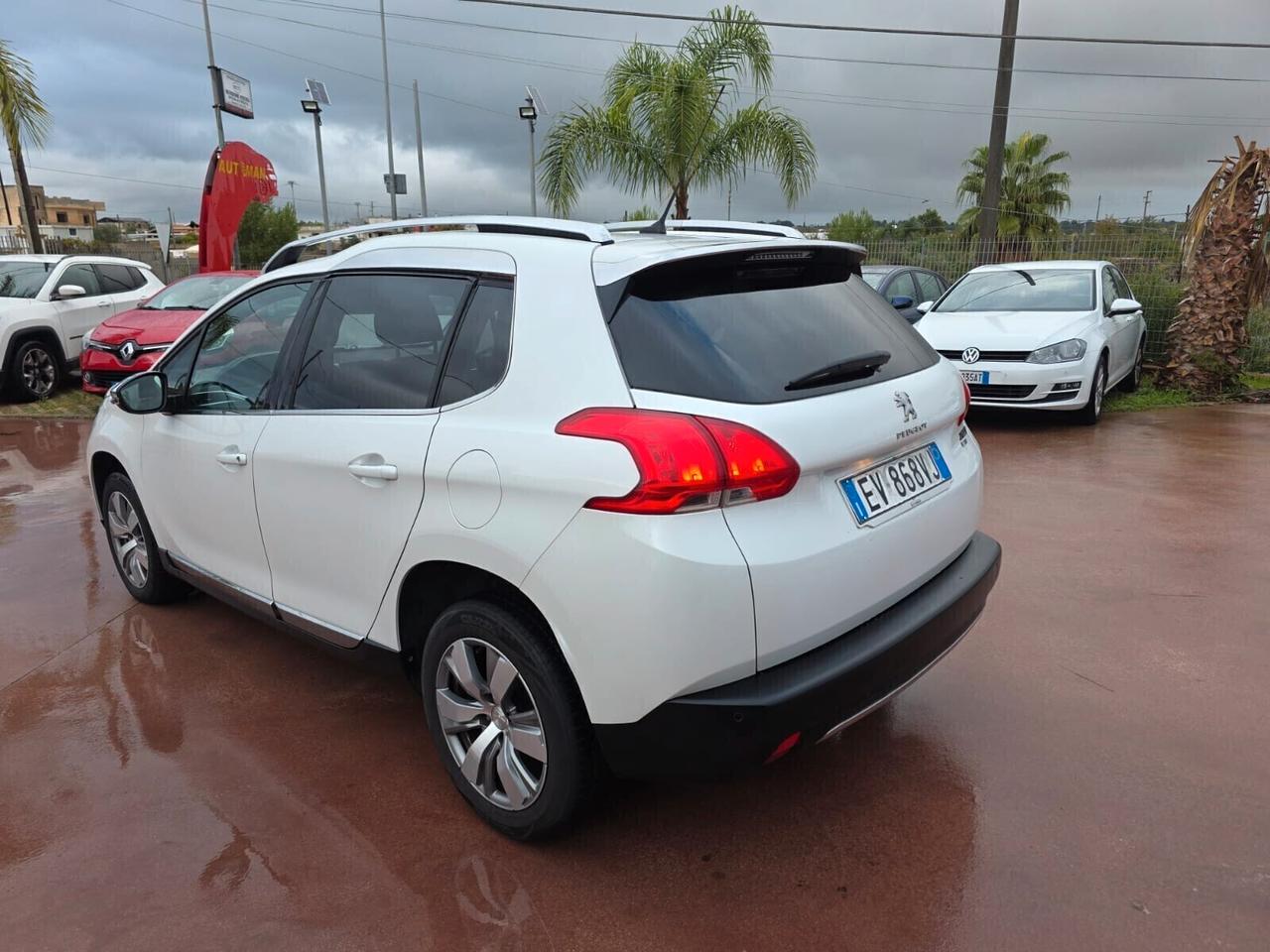 Peugeot 2008 1.6 e-HDi 115 CV Stop&Start Féline