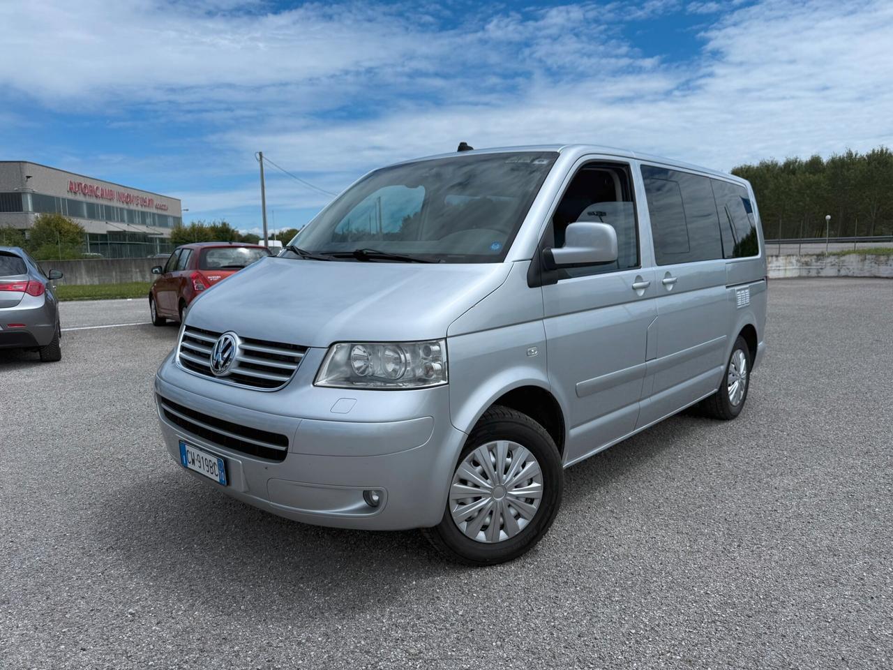 Volkswagen Transporter 2.5 TDI/174CV PC-TM Kombi