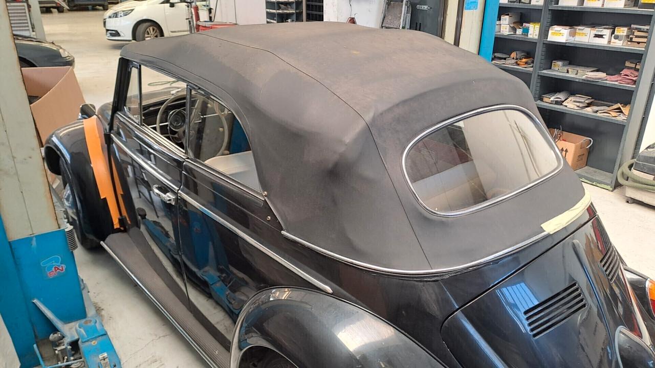 Volkswagen Maggiolino 6 volt cabrio