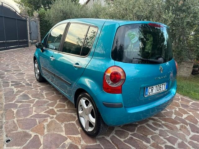 Renault Modus 1.6 16V Luxe Privilège
