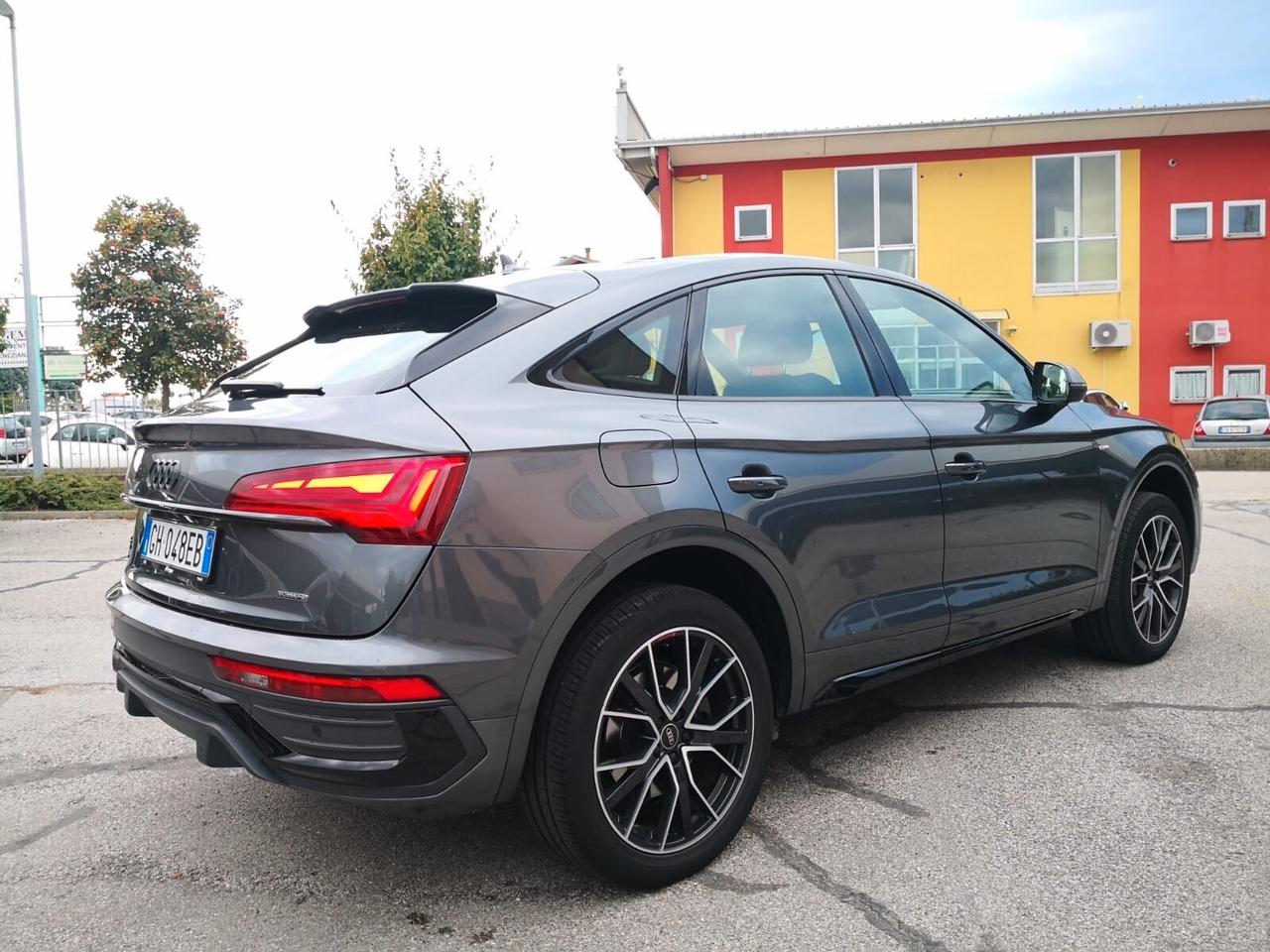 Audi Q5 SPB Sportback 40 TDI quattro S tronic line