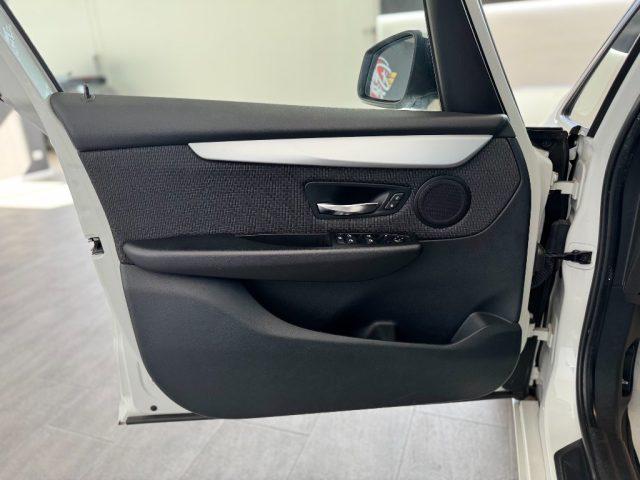 BMW 214 d Active Tourer Luxury