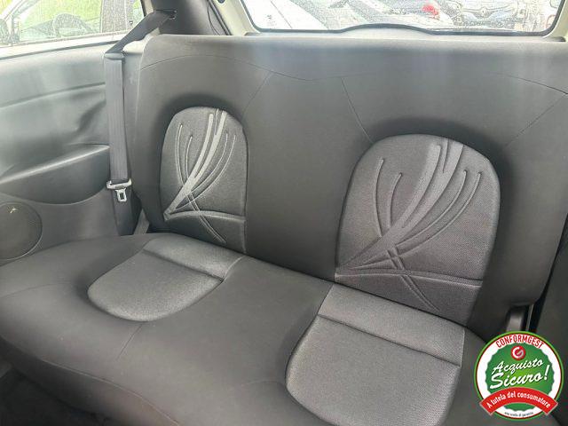 LANCIA Ypsilon 1.3 MJT 75 CV Unyca