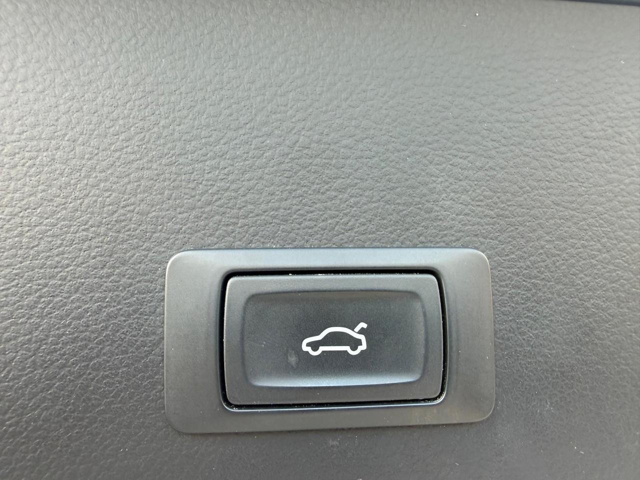 Audi A6 AVANT SLINE PLUS