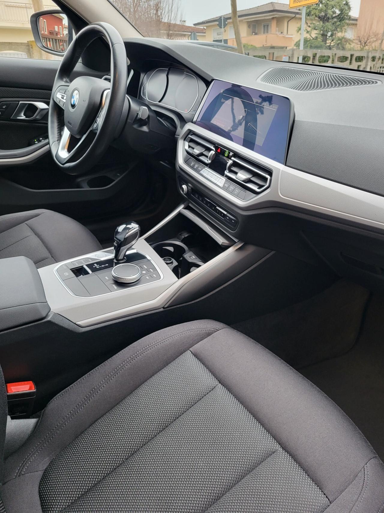 Bmw 318d Touring Business Advantage aut.