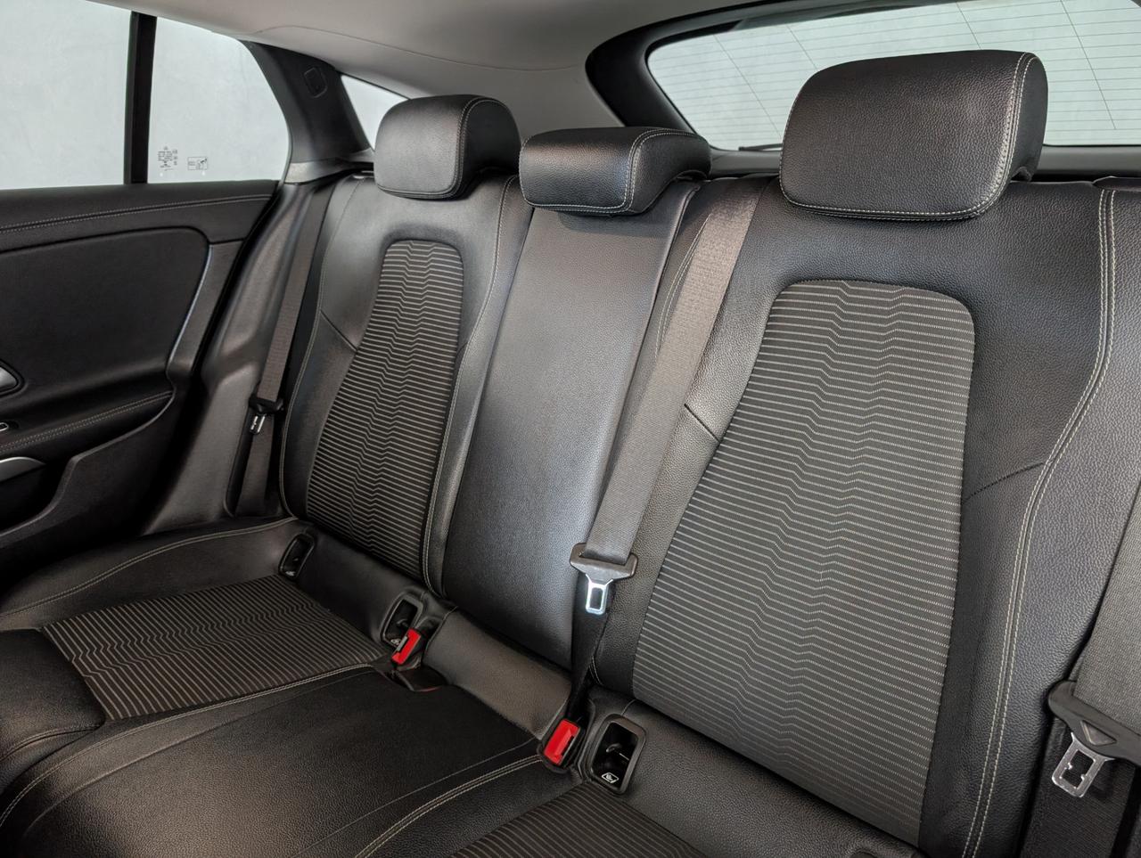 Mercedes-Benz 180d Automatic Sport