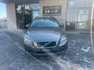 Volvo V70 2.4 D5 Momentum