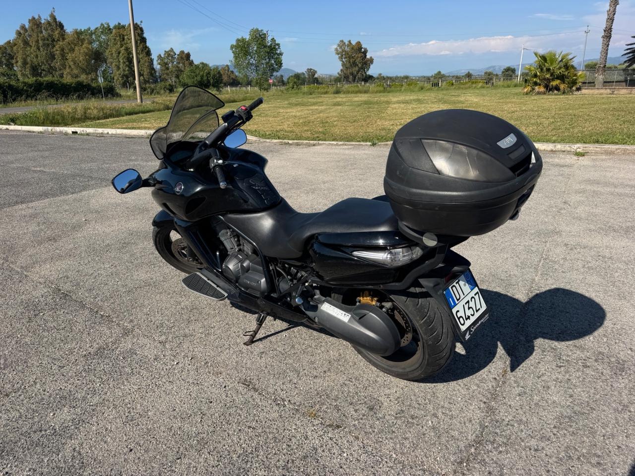 Honda DN-01 Benzina