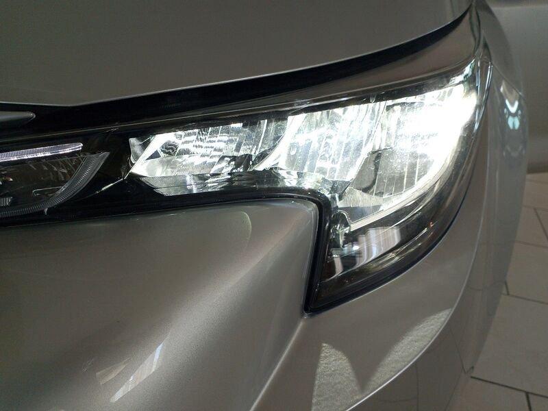 Toyota Corolla 3P - 5P - SW 1.8H HB ACTIVE MY23