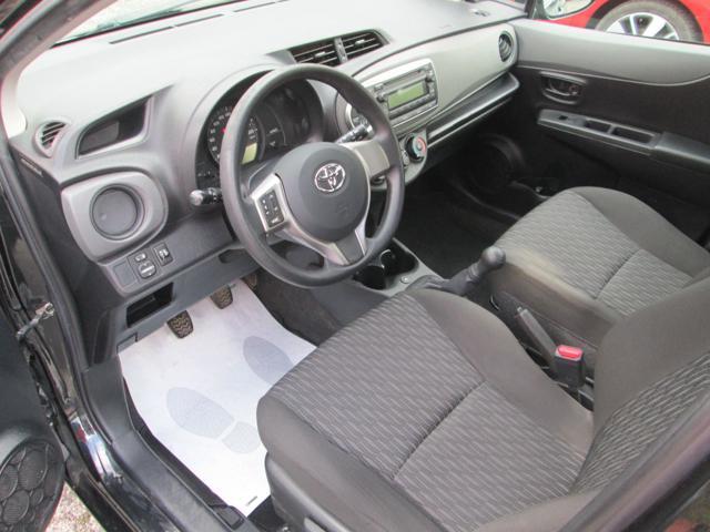 TOYOTA Yaris 1.0 5 porte Lounge Ecologica
