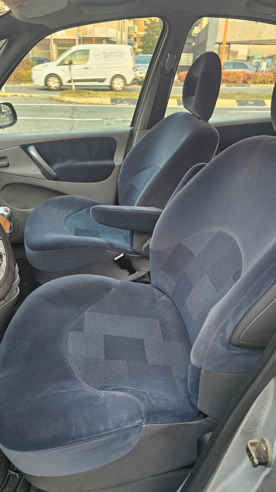 Citroen Xsara Picasso 1.6 Chrono (70 kw)