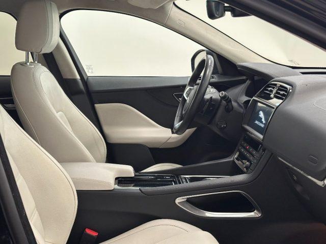 JAGUAR F-Pace 2.0 D 180 CV AWD aut. Prestige
