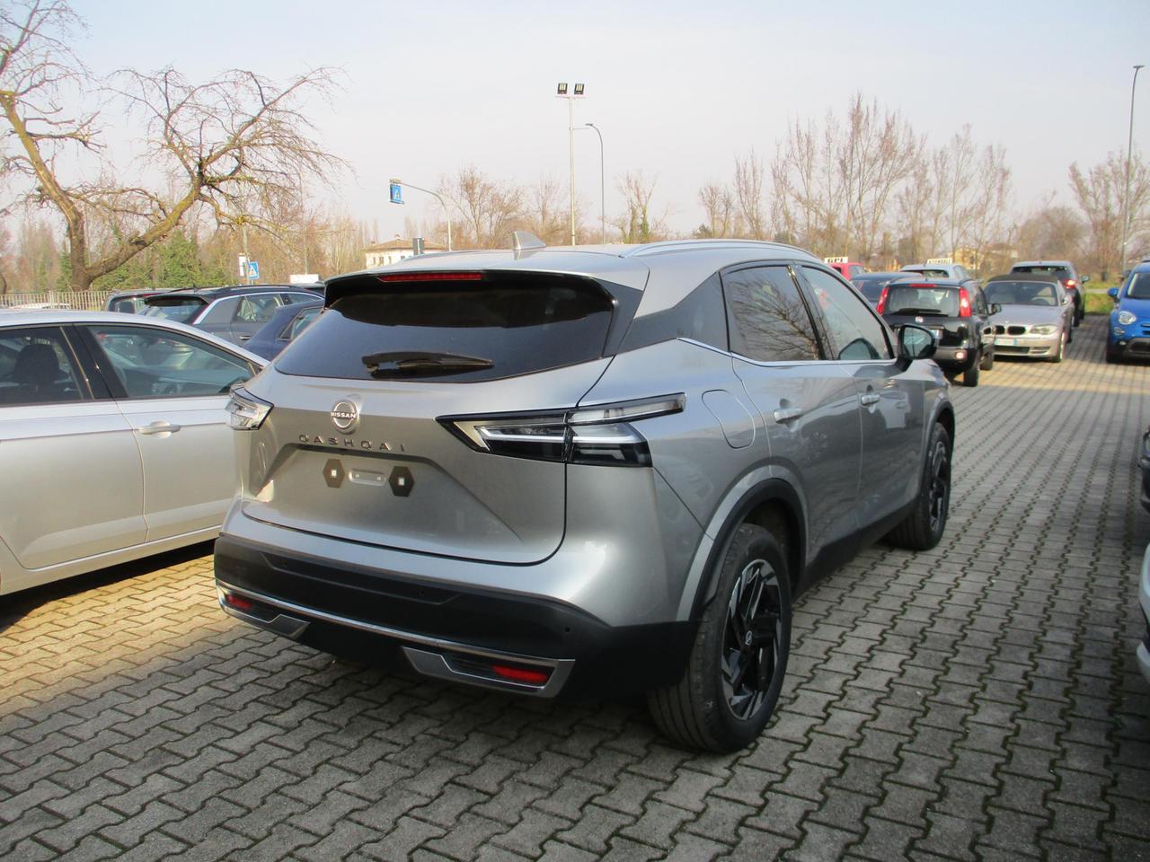 Nissan Qashqai MHEV 140 CV N-Connecta My25 Carplay/360