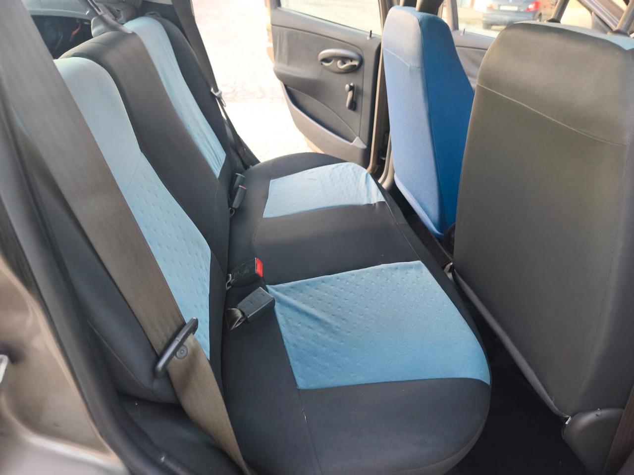 Fiat Punto 2006---1.2 Benzina Neopatentati