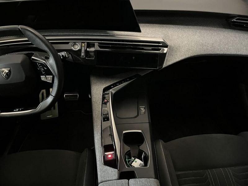 Peugeot 5008 5008 Hybrid 136 e-DCS6 GT